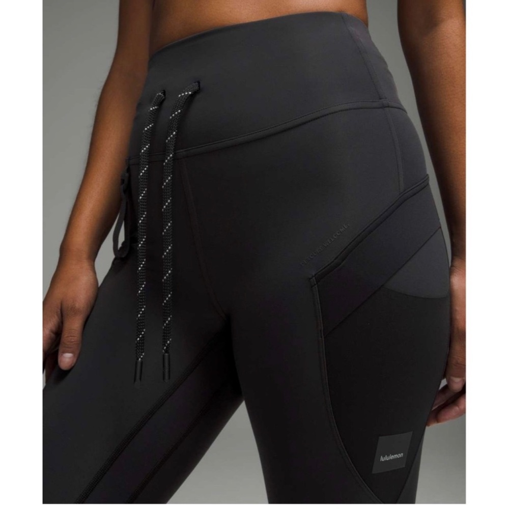 Lululemon Black Cargo Super-High-Rise Hiking Tight 25" Leggings Size 6 - Picture 2 of 12
